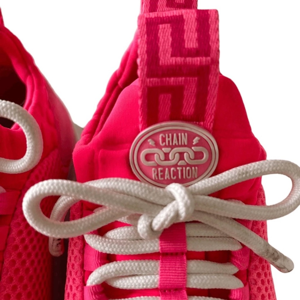 Versace Chain Reaction Sneaker
Neoprene Hot Pink Size 41 - Picture 3 of 10